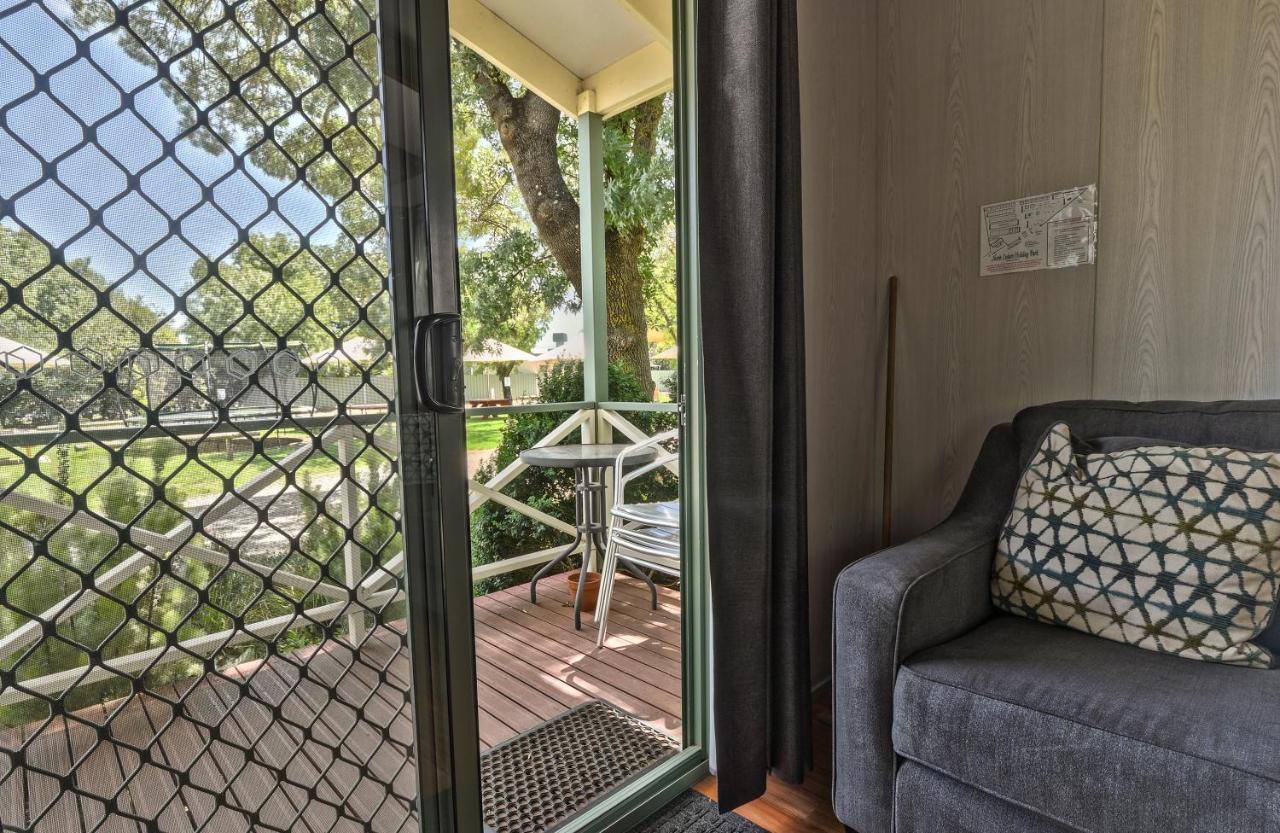 Big4 Wangaratta North Cedars Holiday Park Екстериор снимка